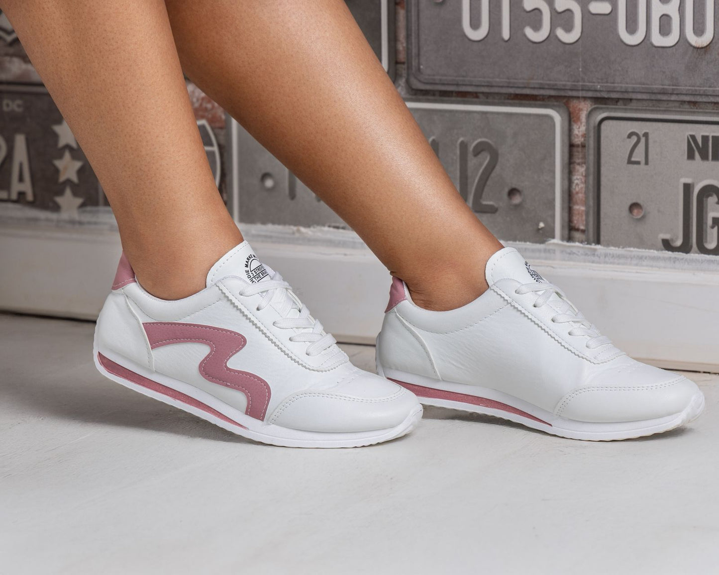 STEFAN SNEAKER