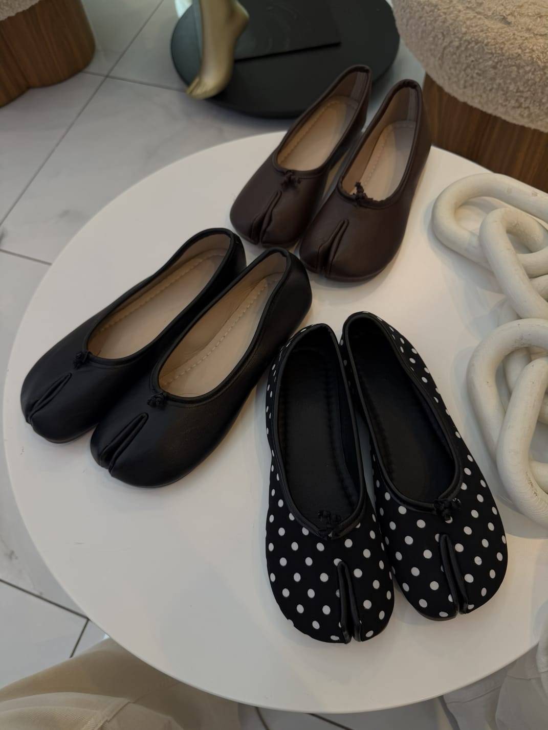 ROSEBUD TABI SHOE